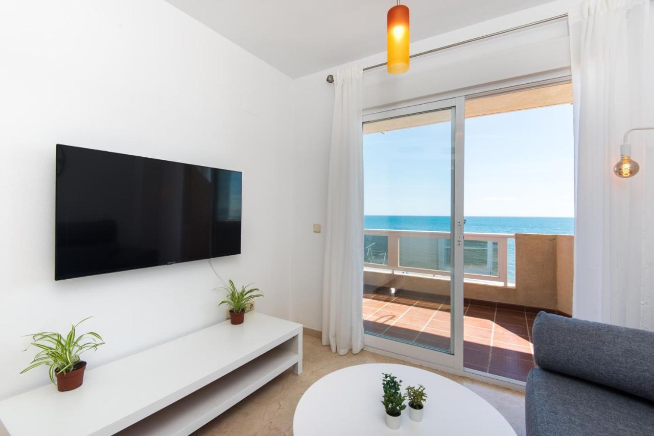 Privilege Of The Sea, 1St Line Carvajal Beach- Fuengirola 3Rd Floor Exterior photo